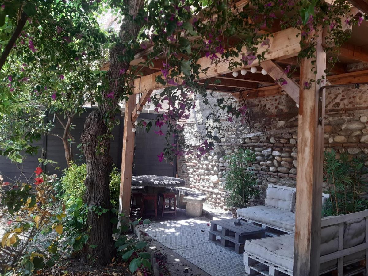 Charmante Maison De Ville Avec Jardin Perpignan Bagian luar foto
